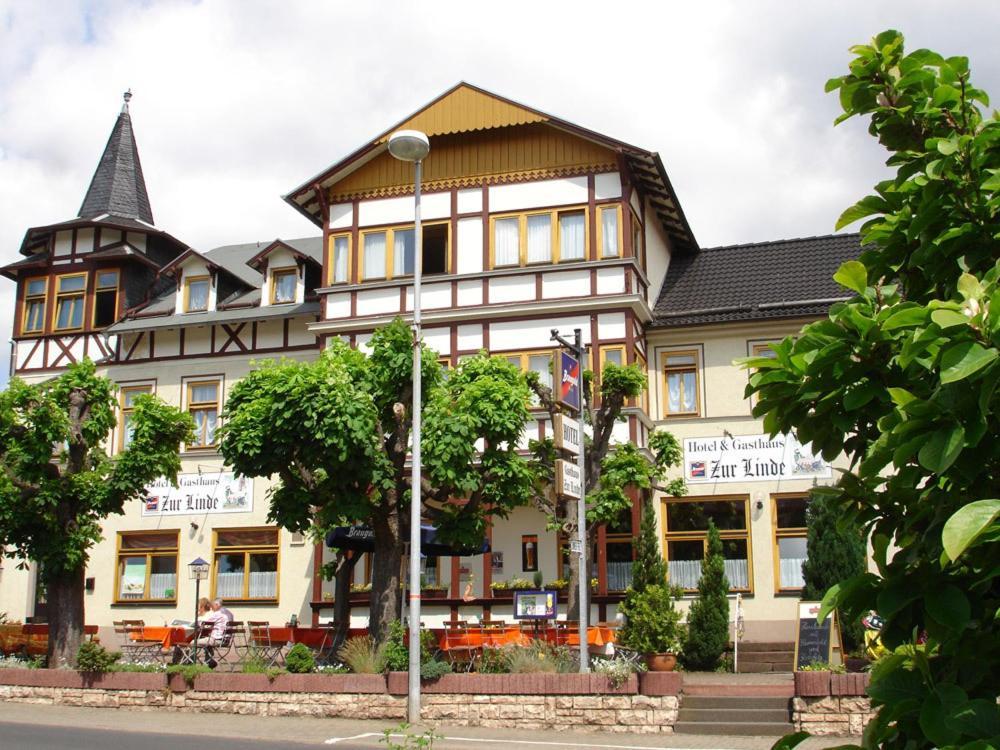 Gasthaus & Hotel Zur Linde Friedrichroda Ngoại thất bức ảnh